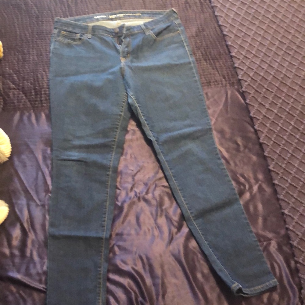 Woman’s stretch jeans